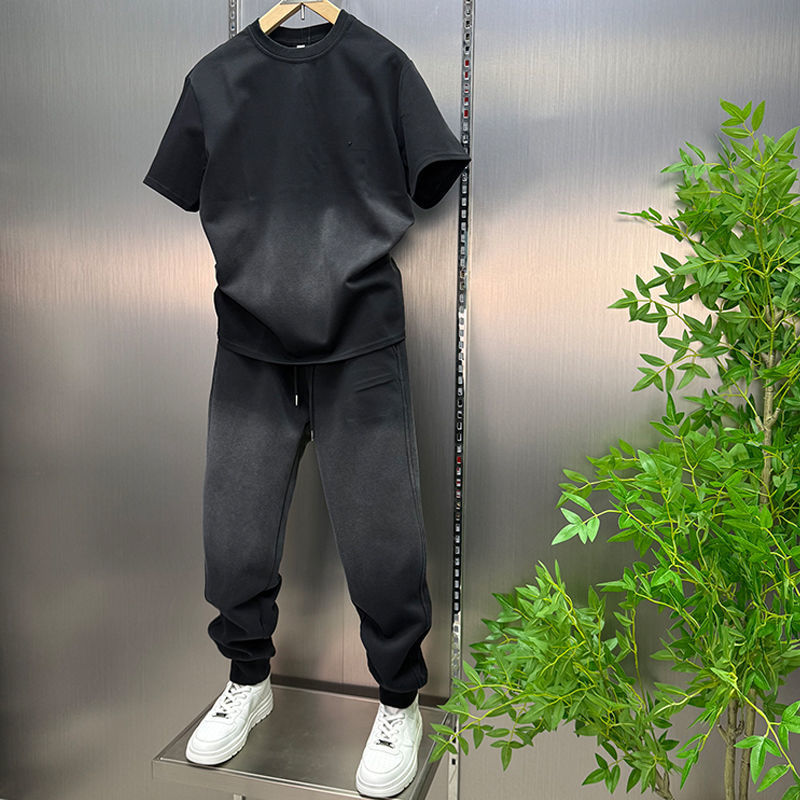 Mens Fashion Summer 2025 - طقم صيفي عصري 2025: توب وبنطلون