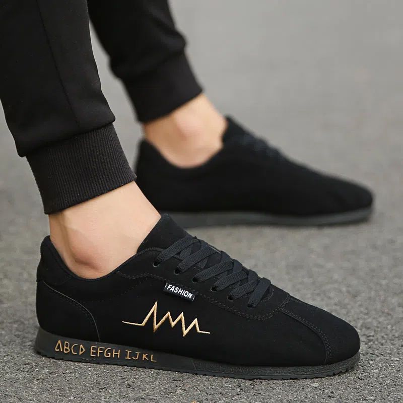 أحذية رياضية رجالية حمراء منخف - مراجعة Mens Fashion Trainers 2025 وسعره