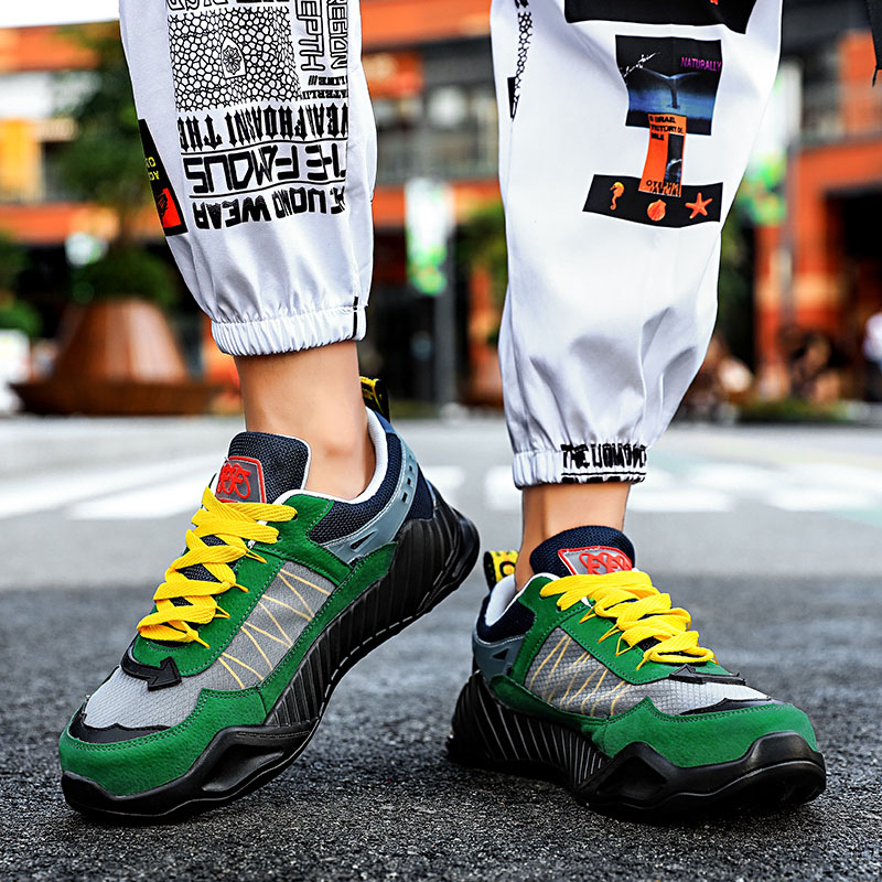 أحذية رجالي عصرية جديدة لعام 2 - مراجعة Mens Fashion Trainers 2025 وسعره