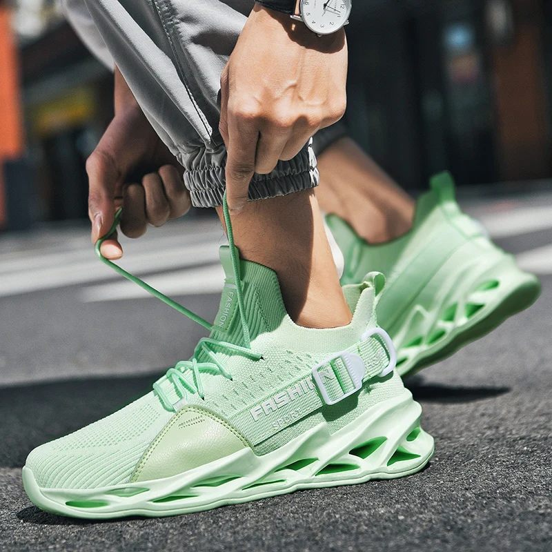 2025 أحذية رجالي موضة خفيفة ال - مراجعة Mens Fashion Summer 2025 وسعره